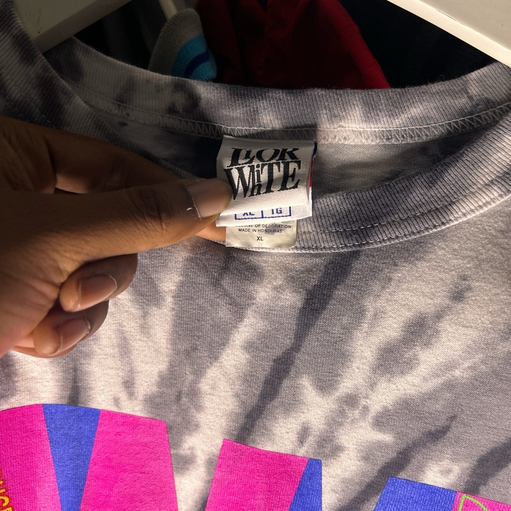 WHIT Gray Tie-Dye T-Shirt with Pink and Blue Graphic - Picture 4 of 6